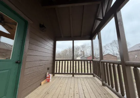 Screened in Front Porch