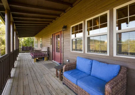 Homesteader modular log home porch